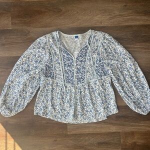 Old Navy NWT Blue Boho Floral Blouse